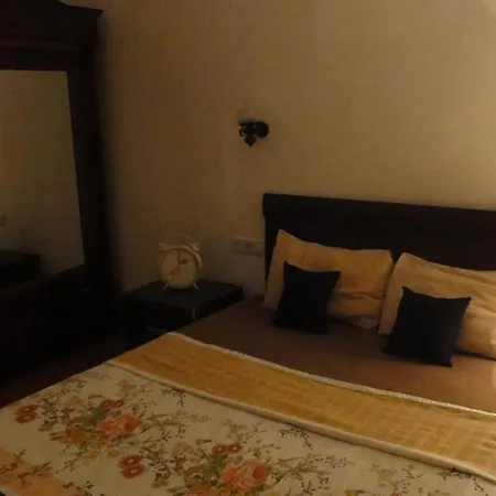 Elegant Villas 1-10 *